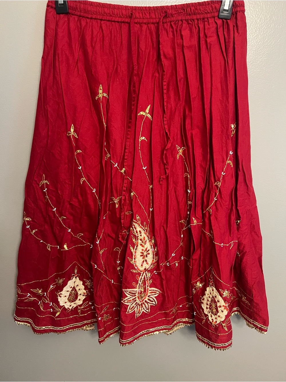 Tramp Red Maxi Skirt with Gold Embroidery